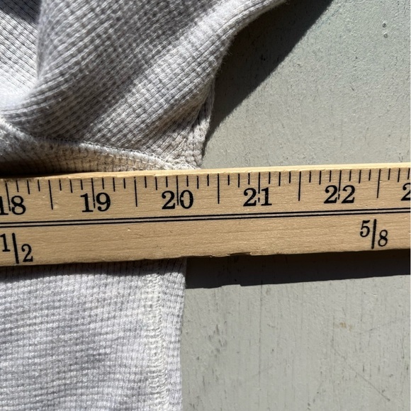 Women's TenTree Hoodie Gray Logo L Waffle-Knit Camp Hike Outdoor Climb STAINED - Picture 12 of 14